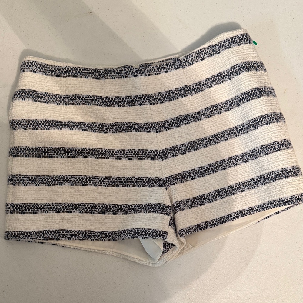 Sail to Sable Navy and white High Waist‎ Shorts box 44